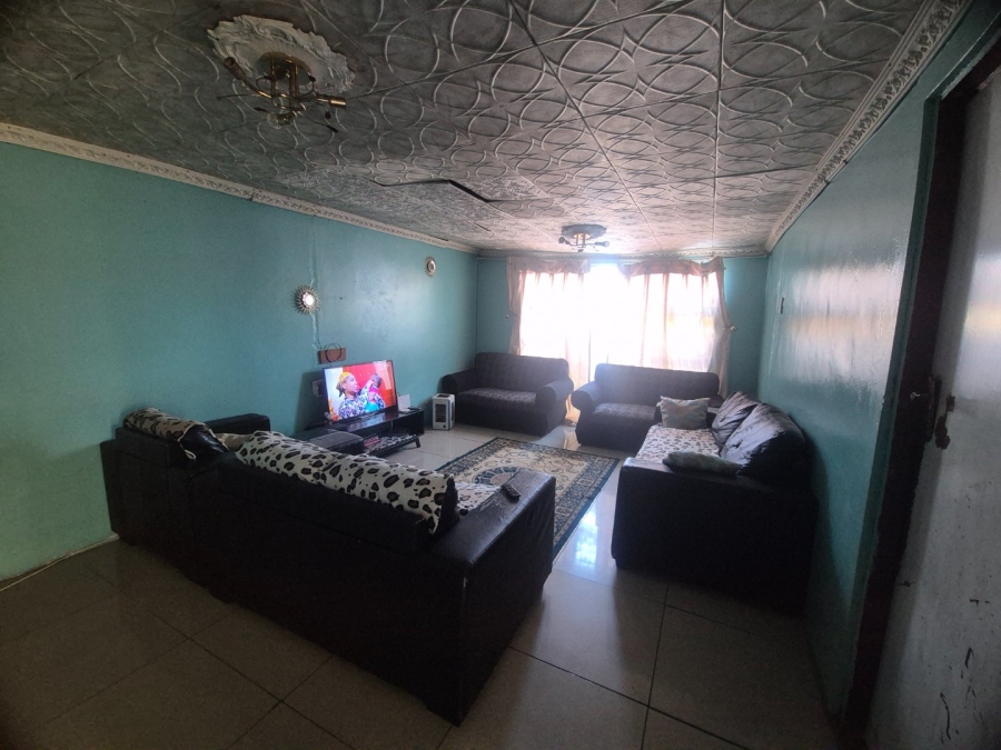2 Bedroom Property for Sale in Soweto On Sea Eastern Cape